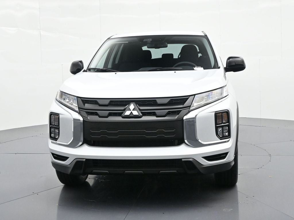 New 2026 White Mitsubishi 2.0 LE image 2