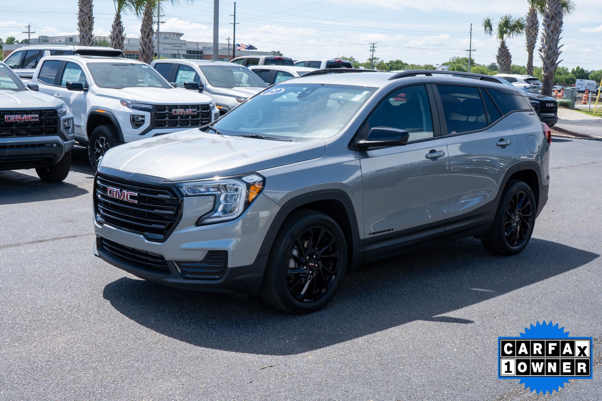 2023 GMC Terrain SLE - Photo 7