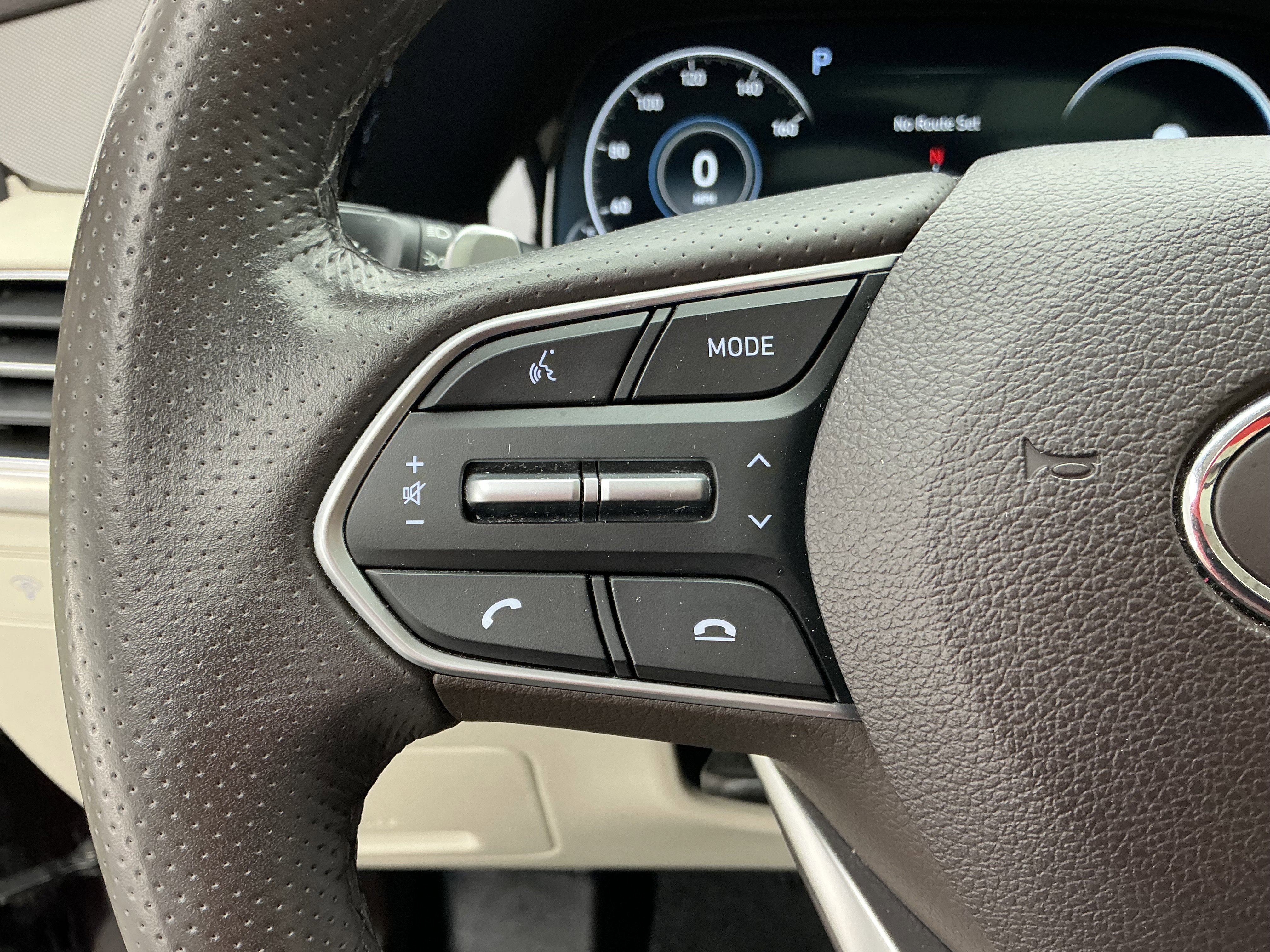 Certified Used 2020 Sierra Burgundy Hyundai Limited image 9