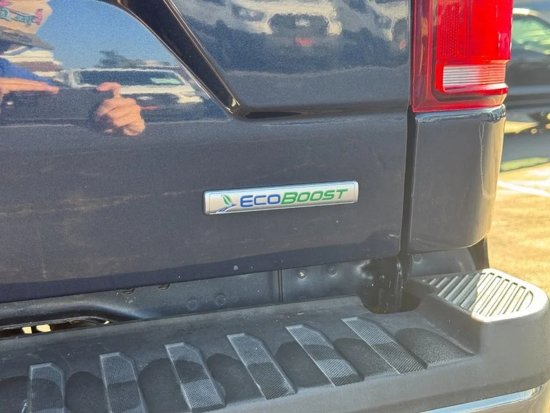 Used 2020 Blue Jeans Metallic Ford XLT image 5