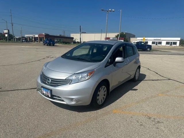 Used 2014 Brilliant Silver Metallic Nissan SV image 1