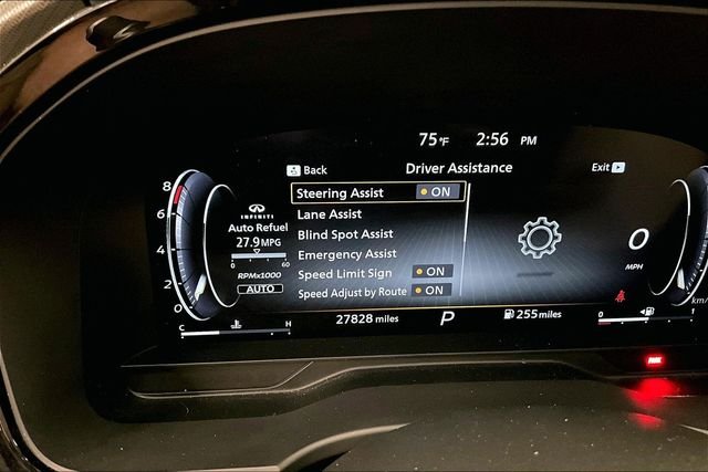Used 2024 Majestic White INFINITI LUXE image 38