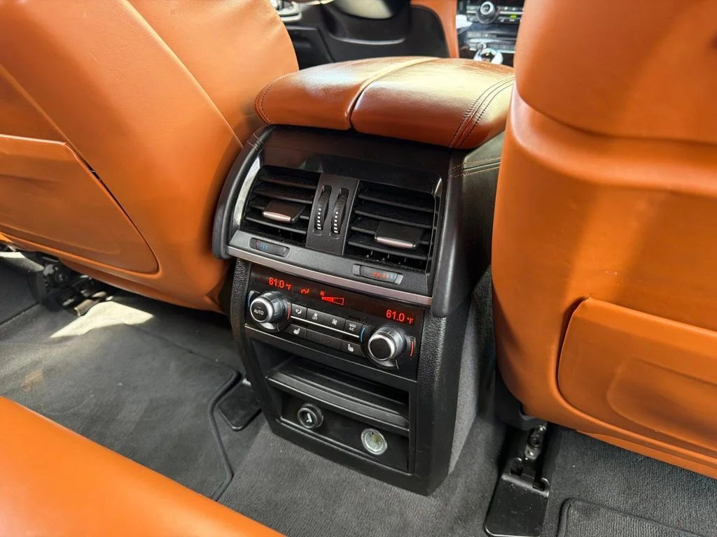Used 2016 White BMW Base image 16