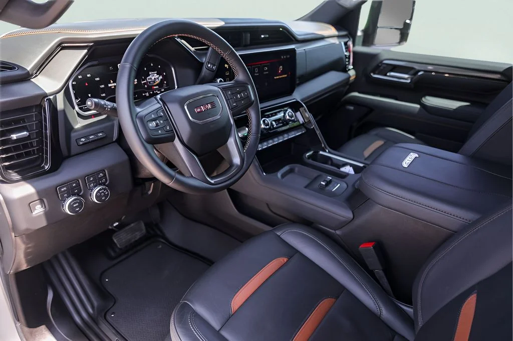 Used 2024 Silver GMC AT4 image 13