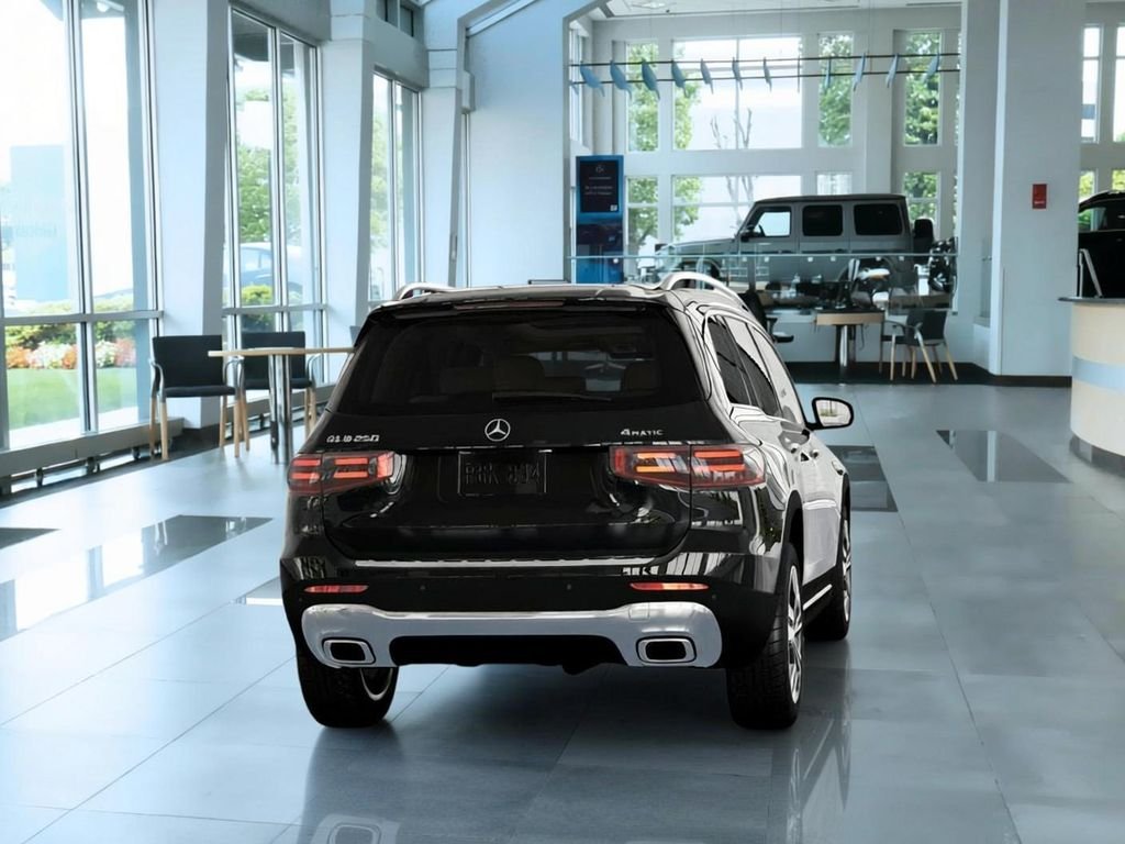 New 2026 Night Black Mercedes-Benz GLB 250 image 23