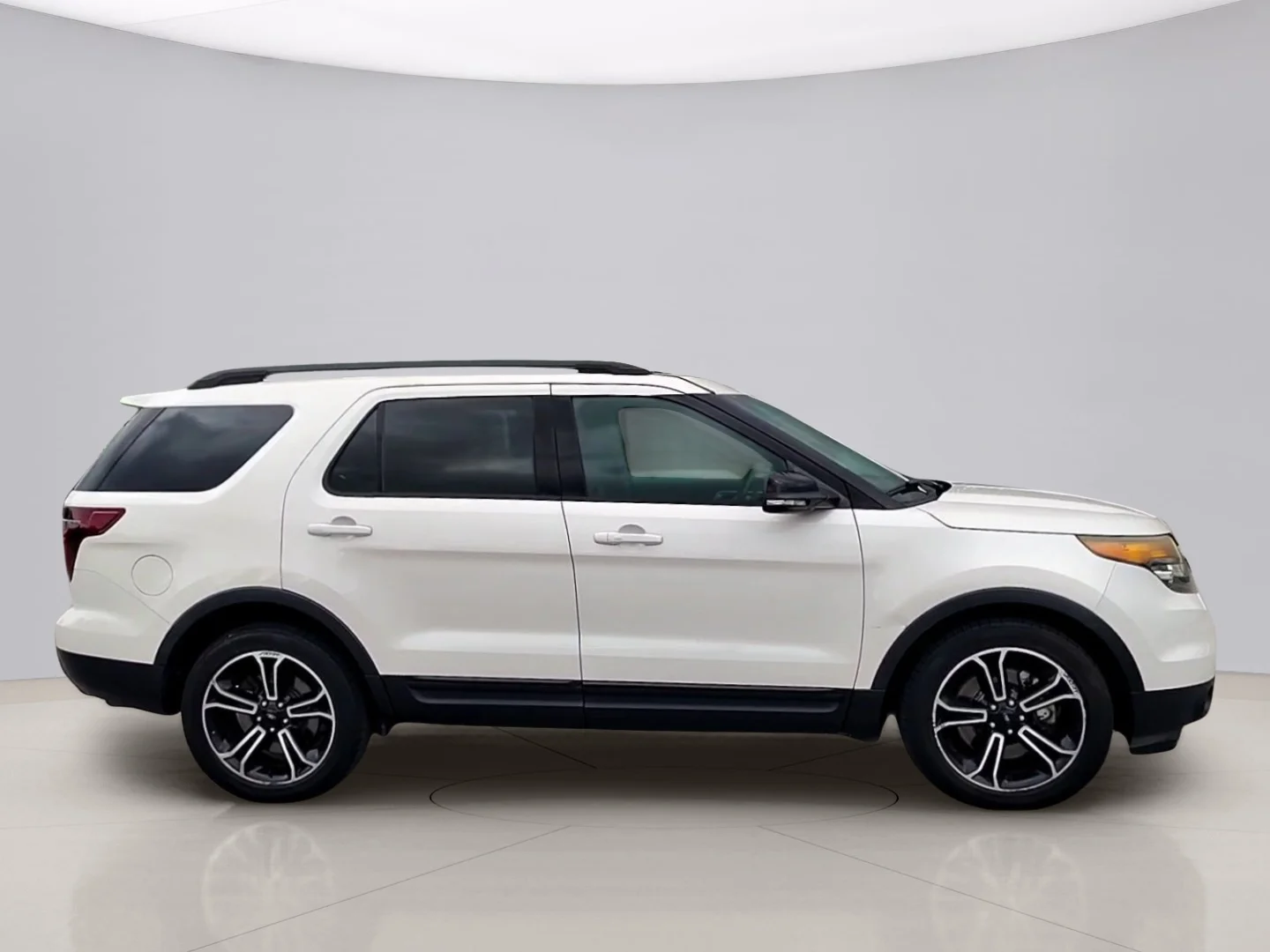 Used 2015 White Ford SPORT image 6
