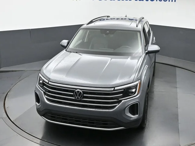 New 2026 Pure Gray Volkswagen 2.0T SE W/TECHNOLOGY image 33
