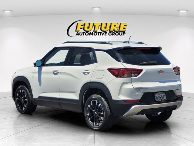 Used 2023 White Chevrolet LT image 7