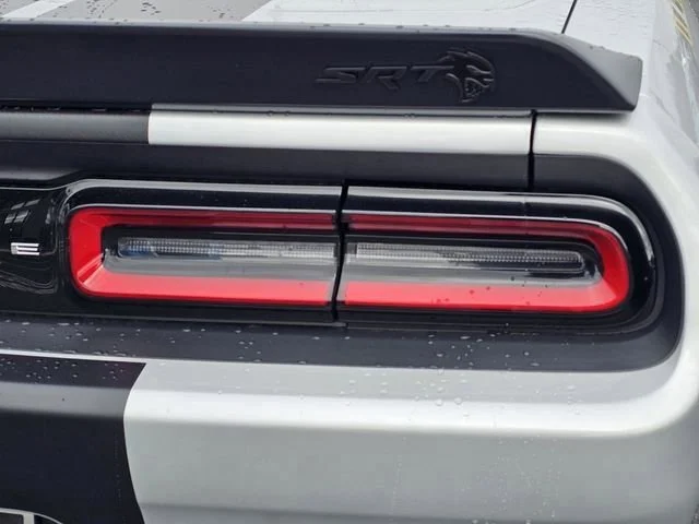 Used 2023 Silver Dodge SRT Hellcat Jailbreak image 9