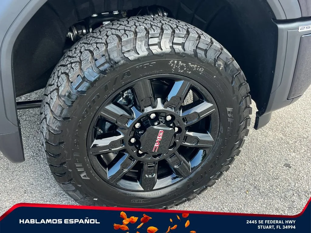 New 2026 Titanium Rush Metallic GMC AT4 image 21