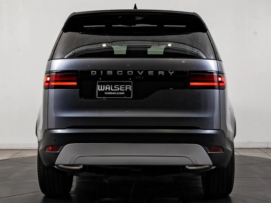 Used 2026 Eiger Gray Metallic Land Rover S image 7