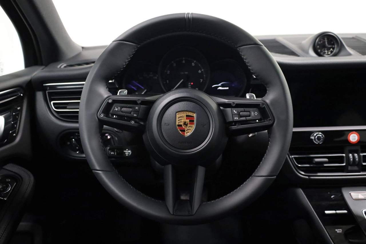 Used 2026 Gentian Blue Metallic Porsche  image 25