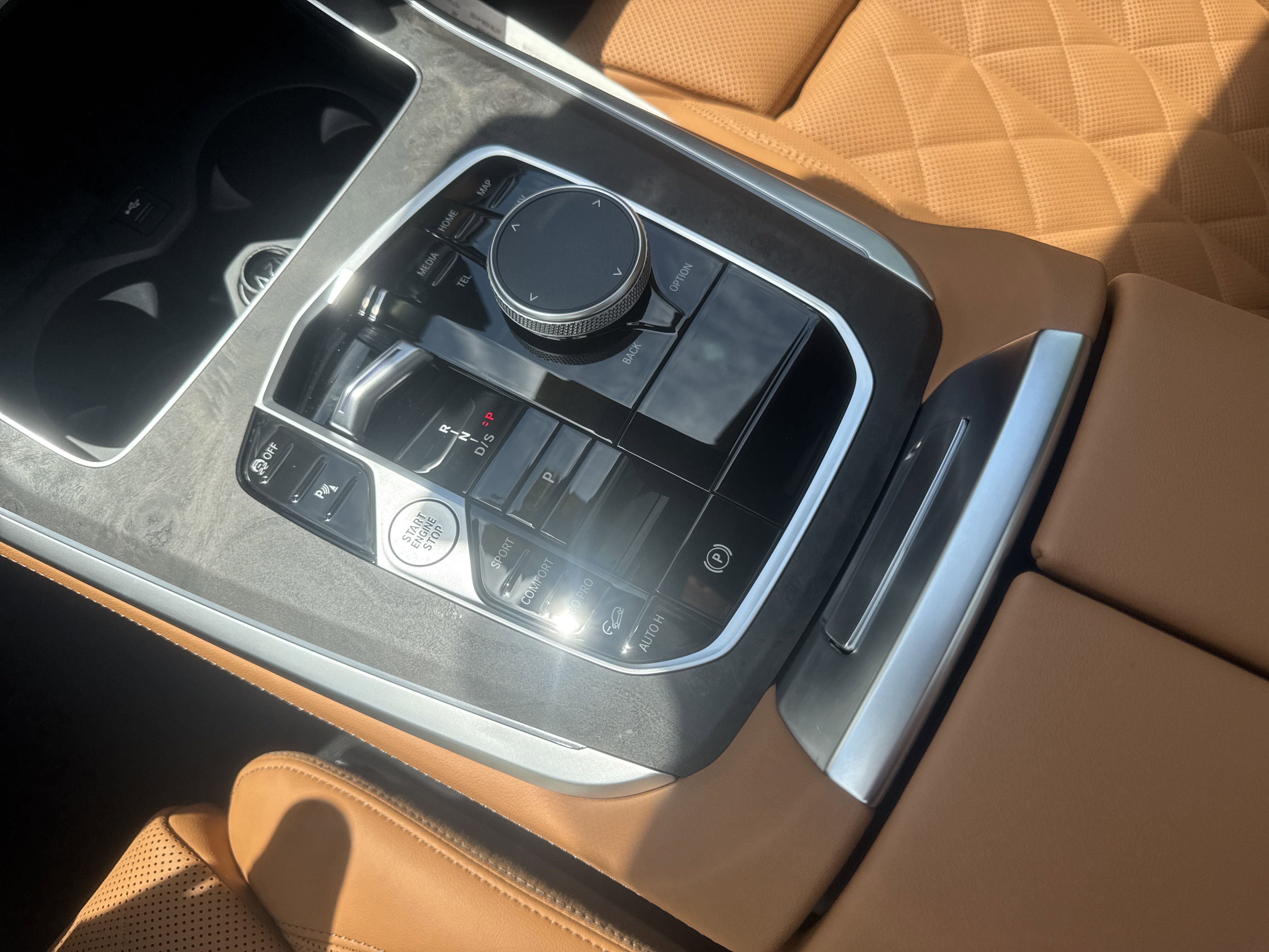 2026 BMW X5 40i - Photo 18