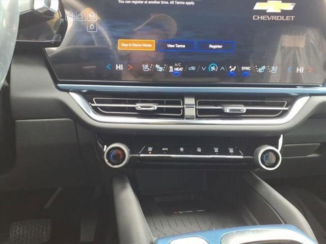 2026 Chevrolet Equinox EV 2LT - Photo 17