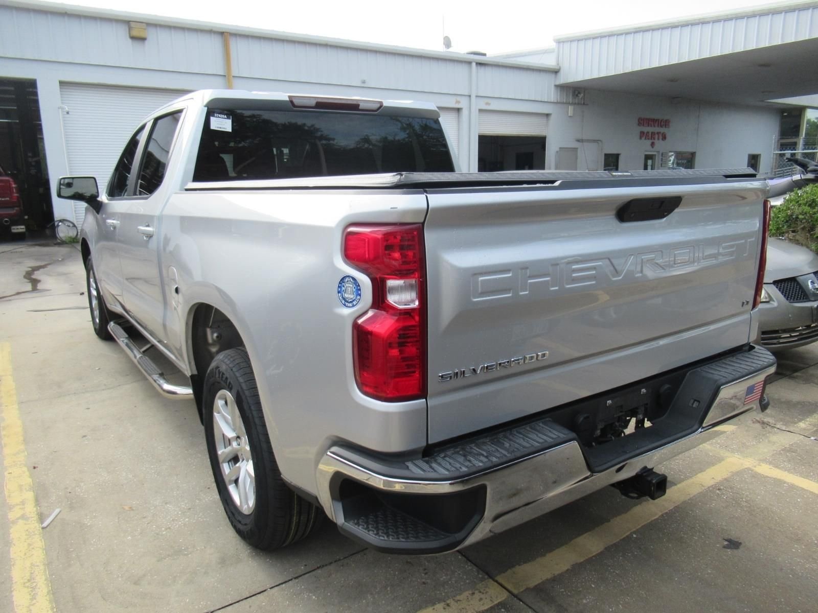 Used 2020 Silver Chevrolet LT image 3