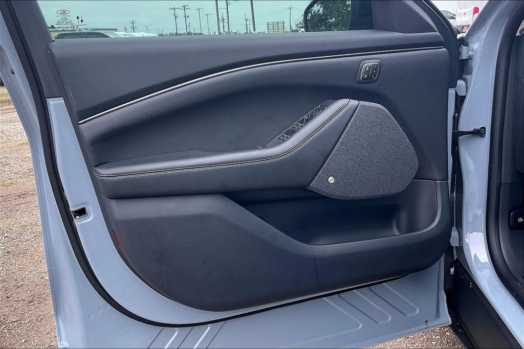 New 2026 Glacier Gray Metallic Tri-coat Ford Premium image 13