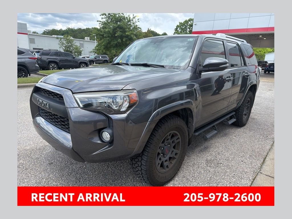 2017 Toyota 4Runner SR5 Premium V6's photo