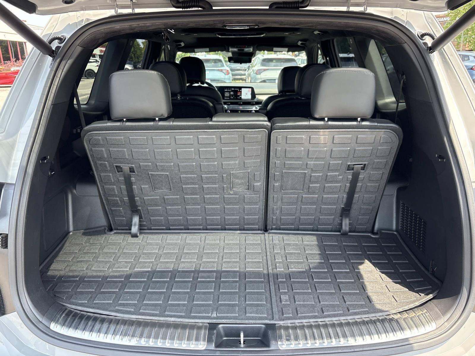 Used 2025 Wolf Gray Kia SX-Prestige X-Line image 12