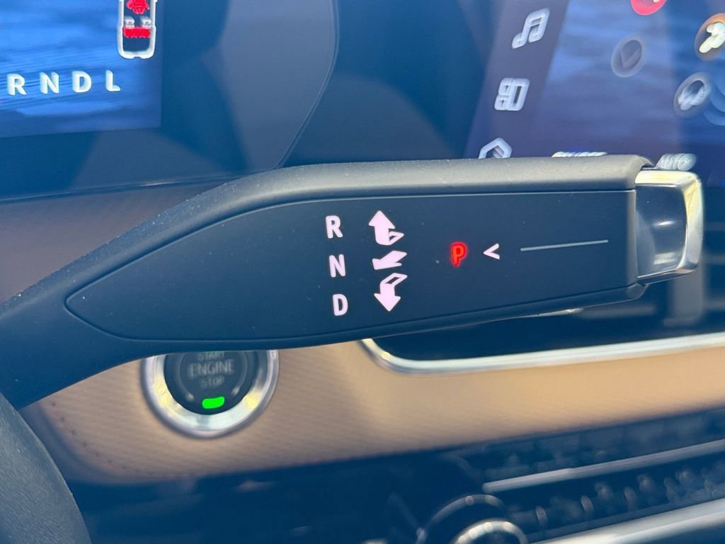 New 2026 Mosaic Black Metallic Chevrolet ACTIV image 33