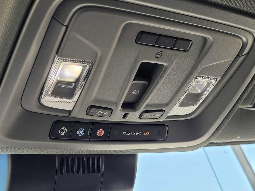 2025 Chevrolet Silverado 1500 LT - Photo 22