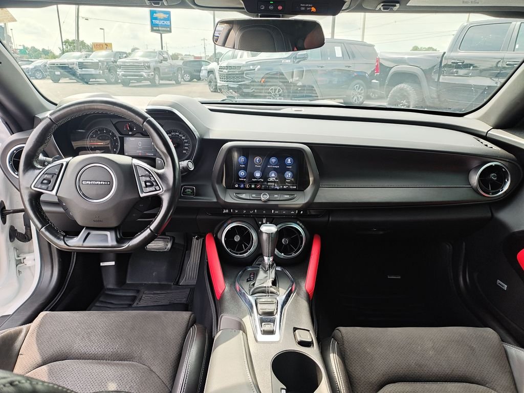 Used 2022 White Chevrolet LT1 image 14