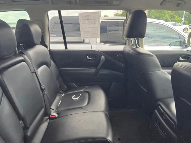 Used 2018 Blue Nissan SL image 7