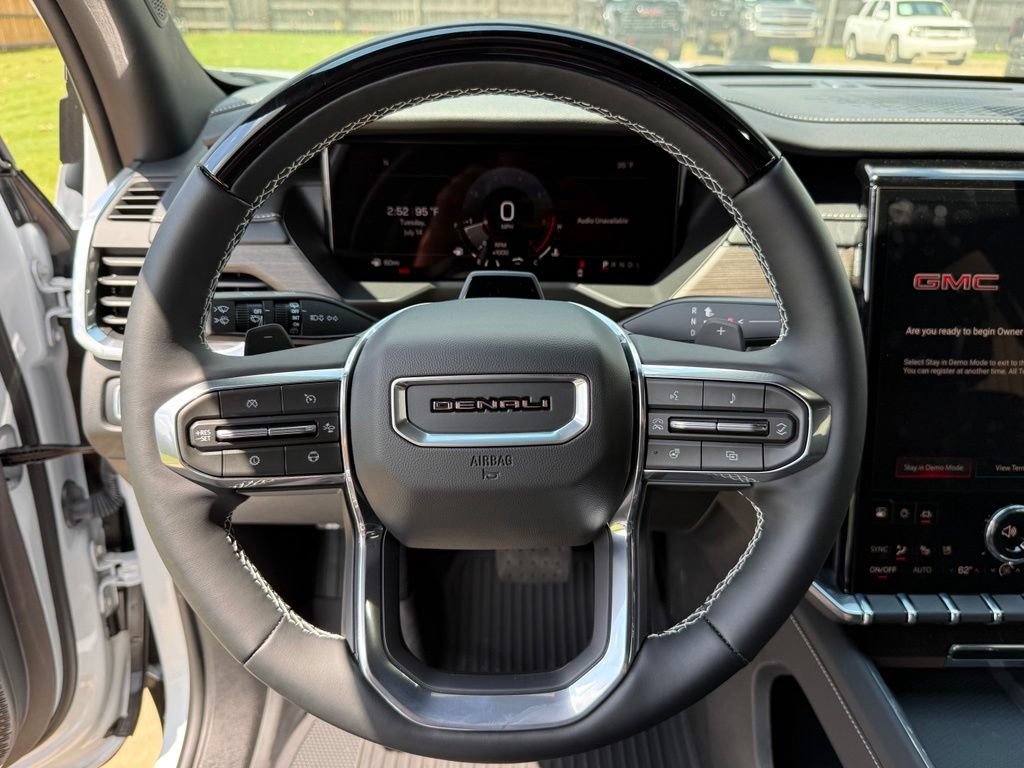 2026 GMC Acadia Denali - Photo 24