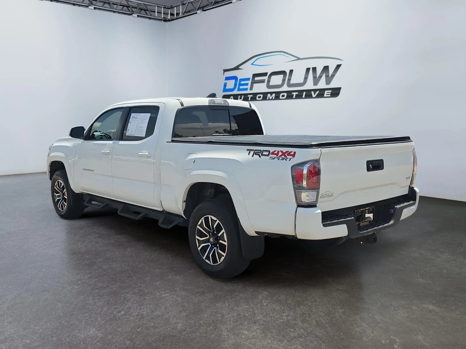 Used 2021 WHITE Toyota TRD Sport image 5