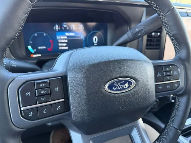 Certified Used 2025  Ford Lariat image 19