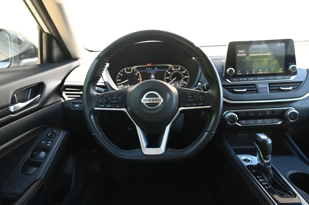 2022 Nissan Altima SR - Photo 34