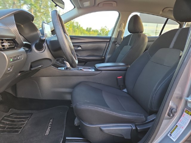 Used 2024 Gray Nissan SV image 10