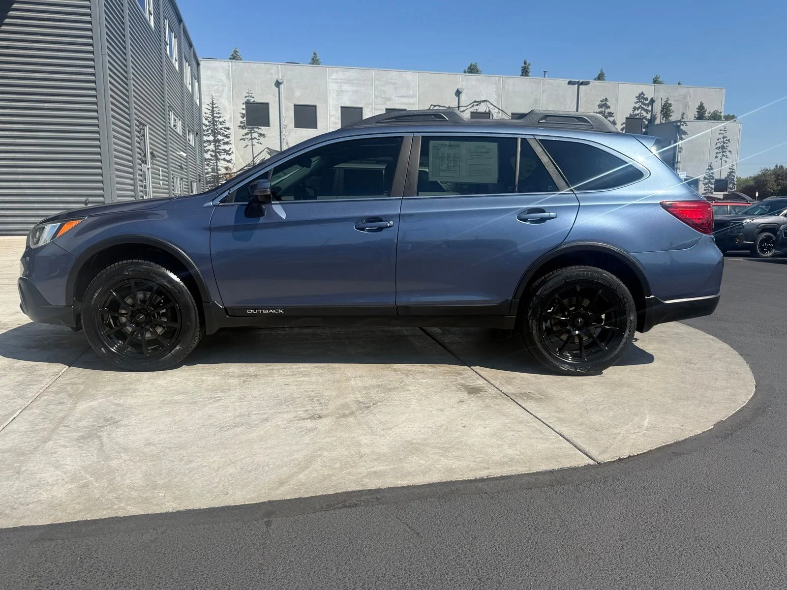 Used 2017 Twilight Blue Metallic Subaru 2.5i image 8