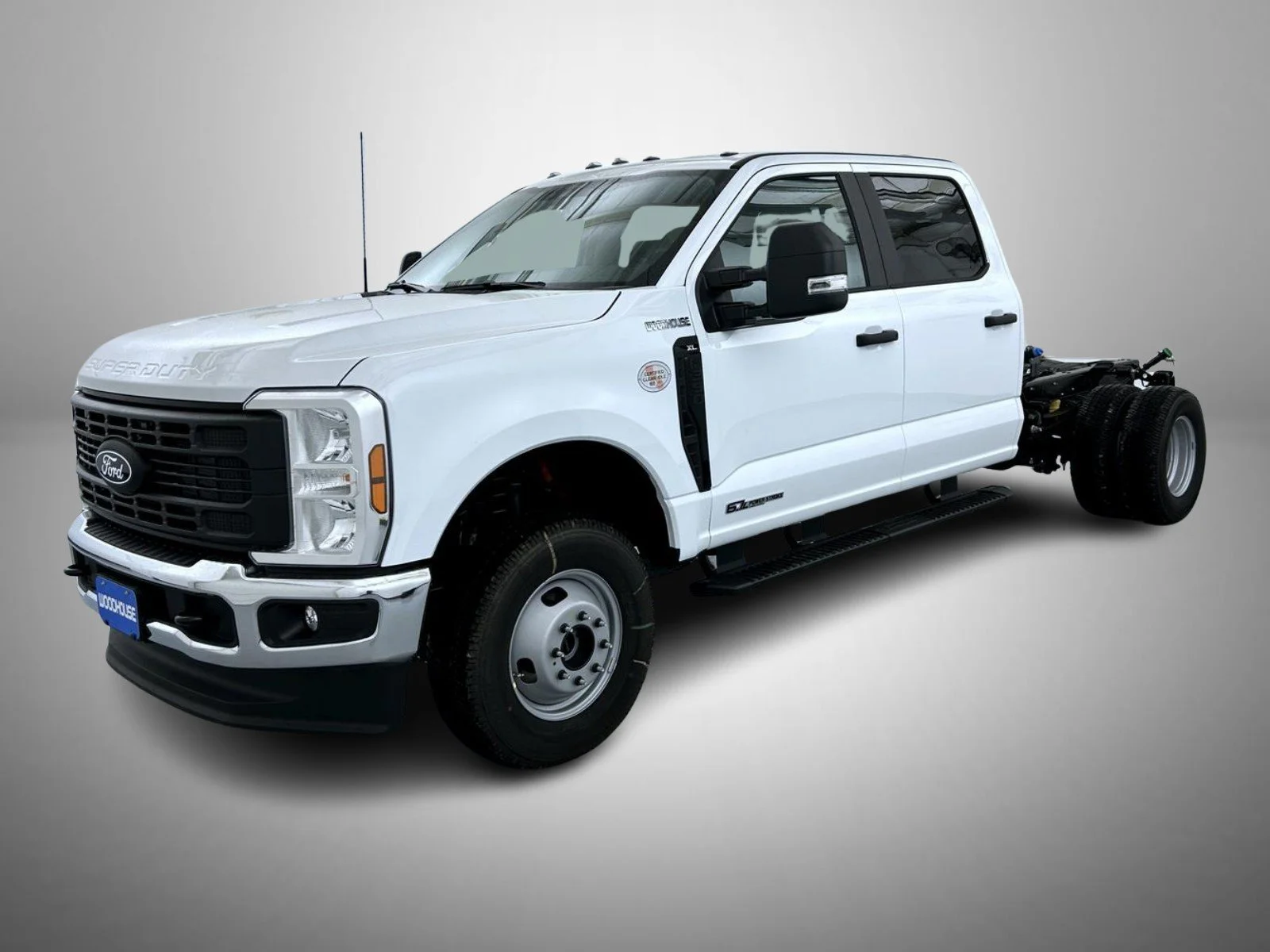 2027 Ford F-350 Super Duty Chassis Cab