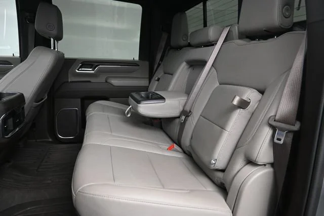 Used 2024 Sterling Metallic GMC SLT image 22