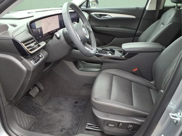 Used 2025 Gray Buick Avenir image 19