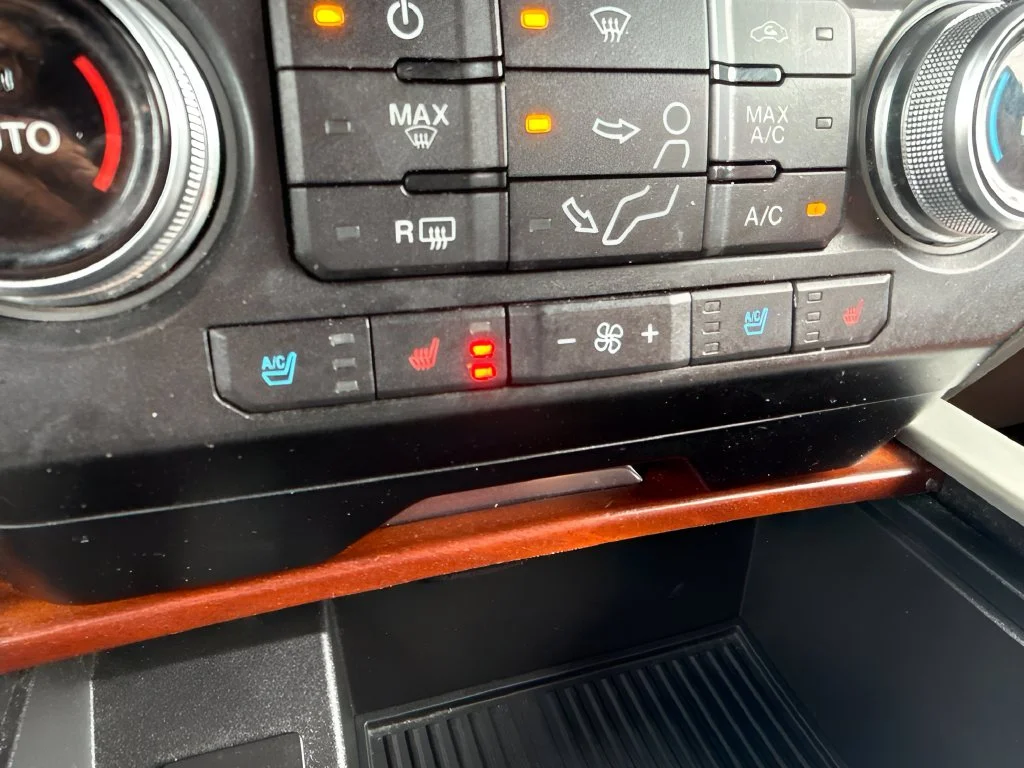 Used 2019 White Ford King Ranch image 20