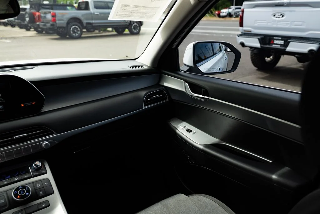 Used 2020 White Hyundai SEL image 11