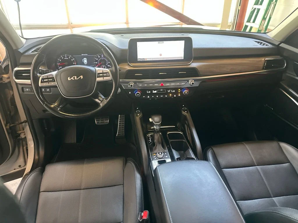 Used 2022 Gray Kia SX image 24