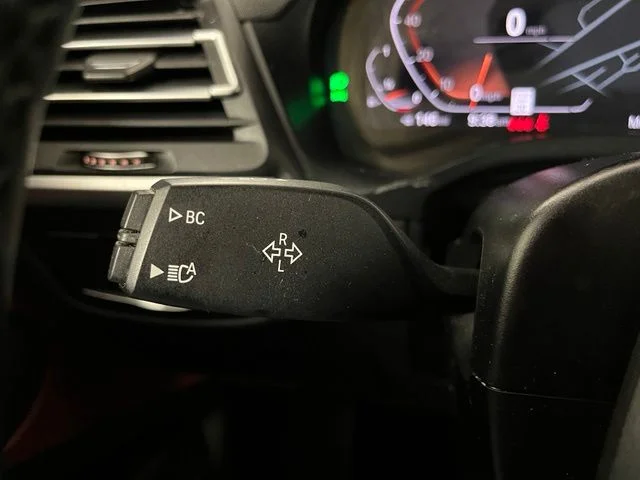 Used 2022 White BMW xDrive30i image 20