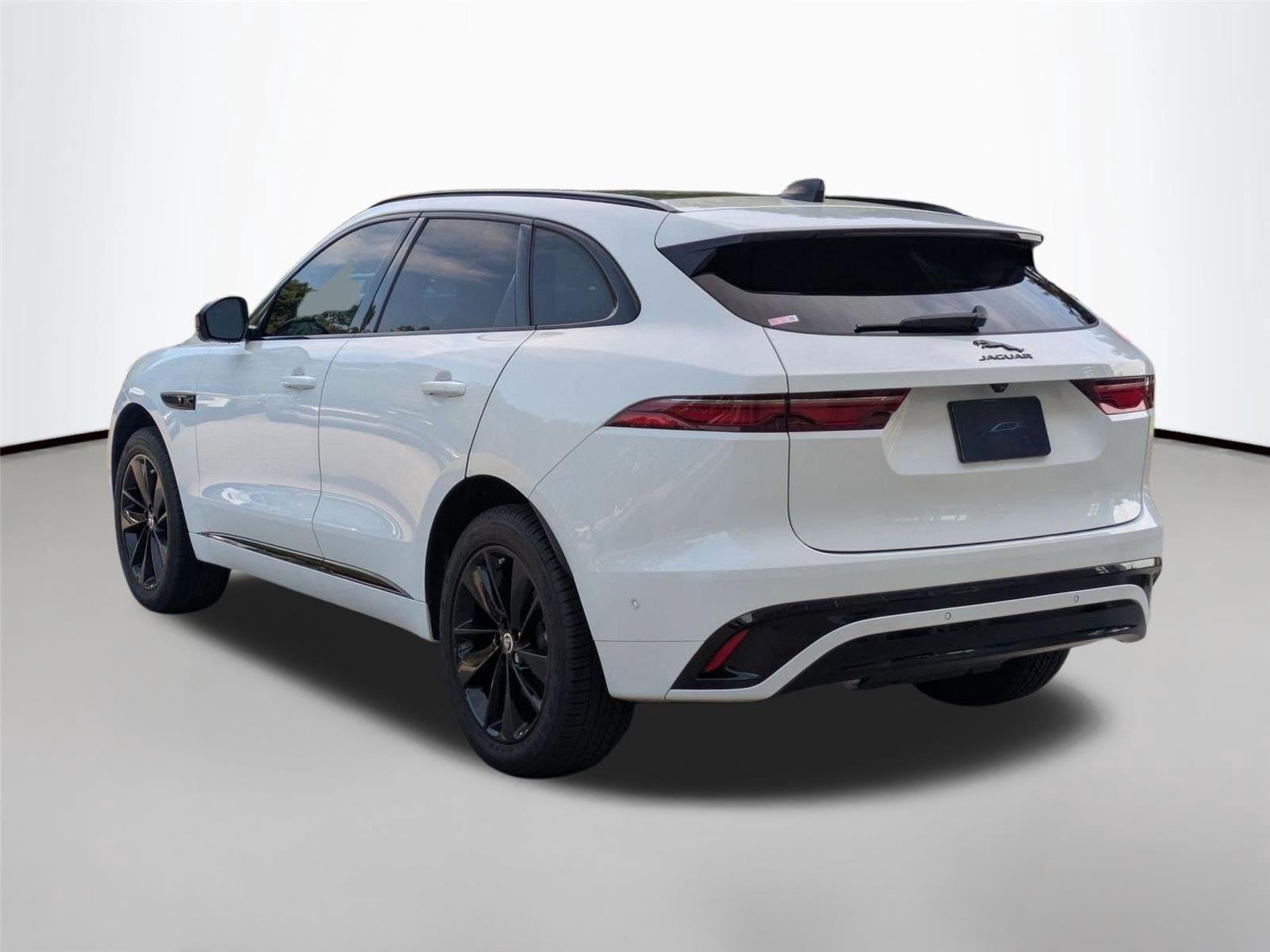 Used 2024 Fuji White Jaguar R-Dynamic S image 7
