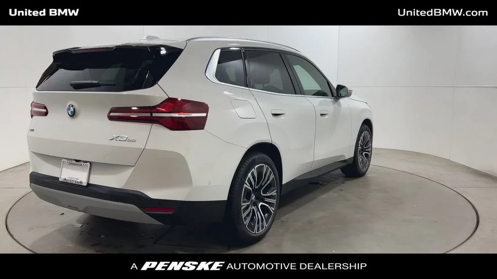 2025 BMW X3 30 - Photo 8