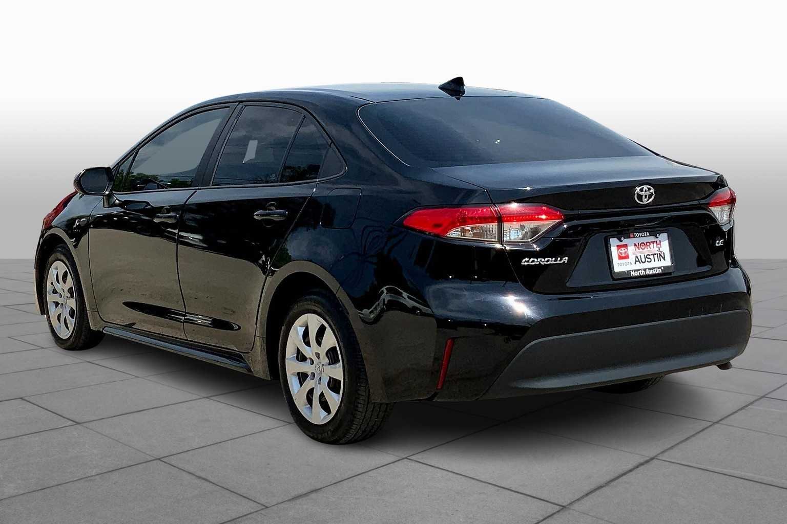 Used 2023 Midnight Black Metallic Toyota LE image 12