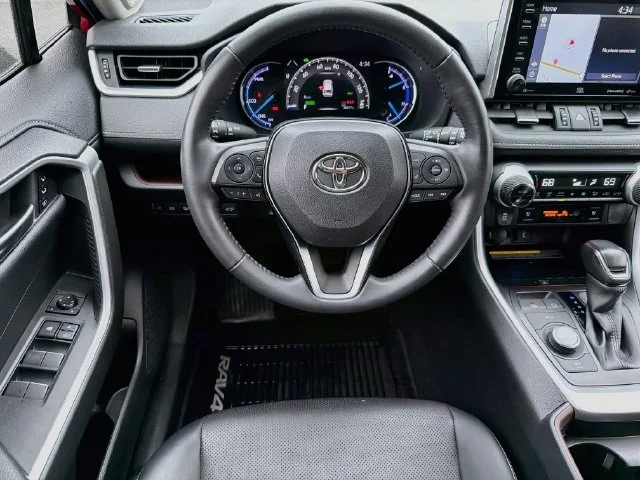 Used 2020 Red Toyota Limited image 22