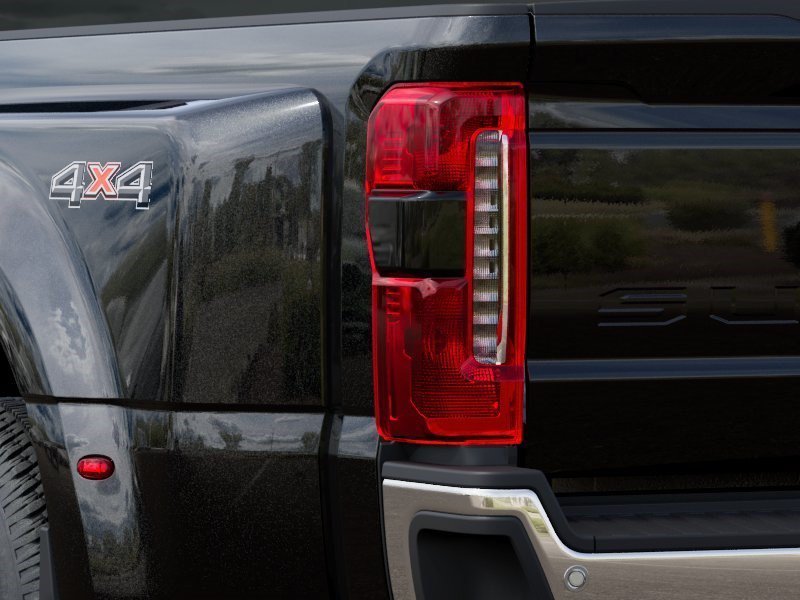 New 2027 Black Ford LARIAT image 21