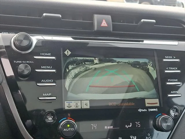 2020 Toyota Camry XLE - Photo 21