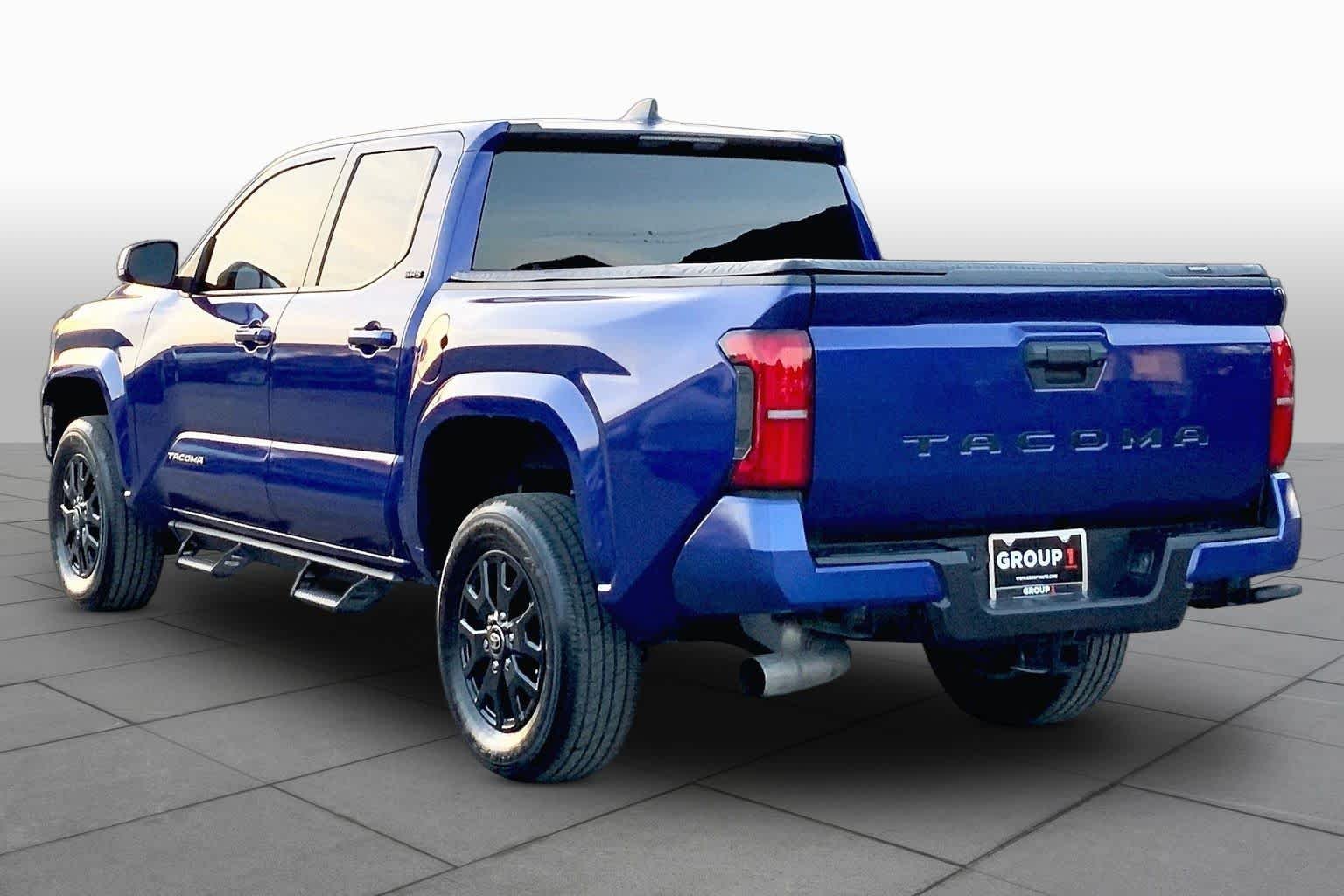 Used 2025 Blue Crush Metallic Toyota SR5 image 12