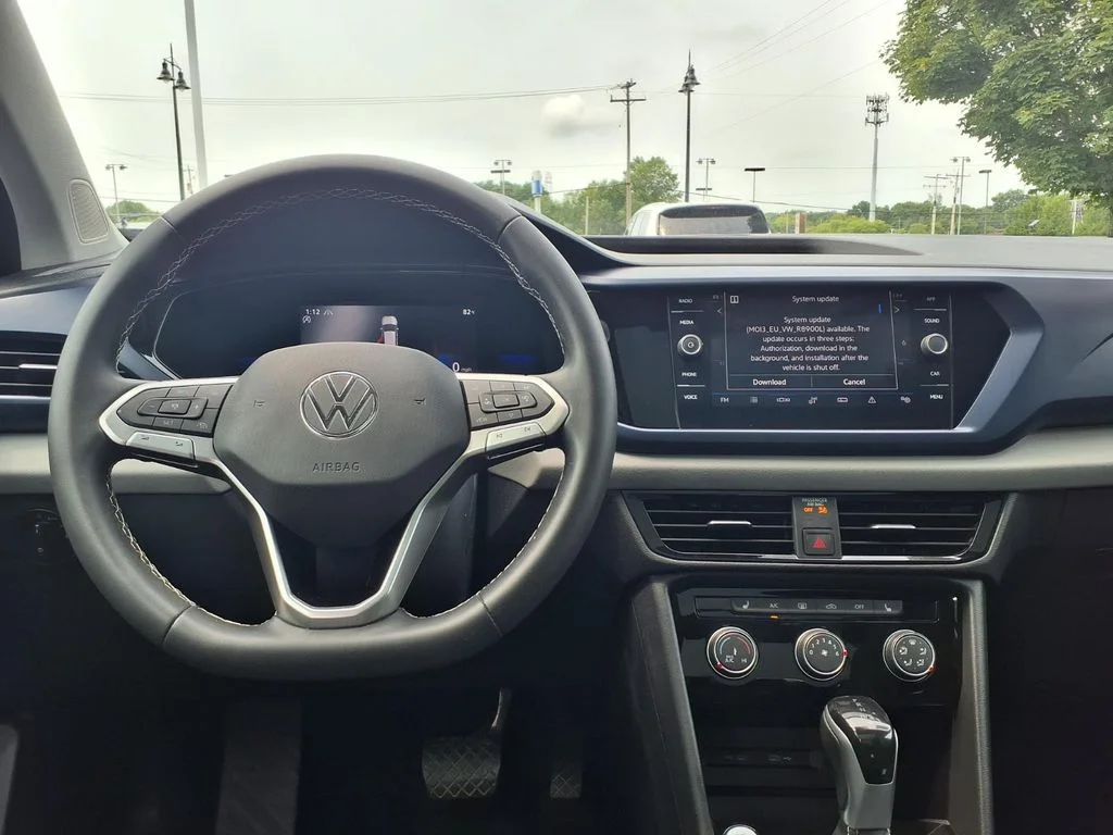 Certified Used 2023 Deep Black Volkswagen 1.5T SE image 14