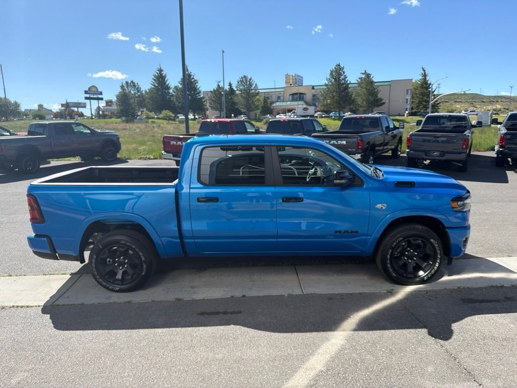 New 2026 Hydro Blue Pearl-Coat Exterior Paint RAM Big Horn/Lone Star image 10