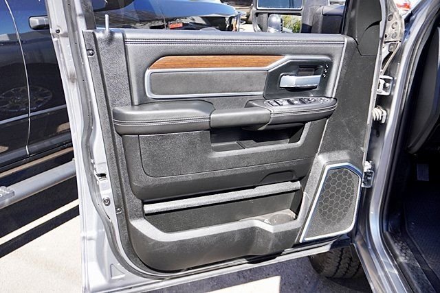 Used 2024 Silver Ram Laramie image 24