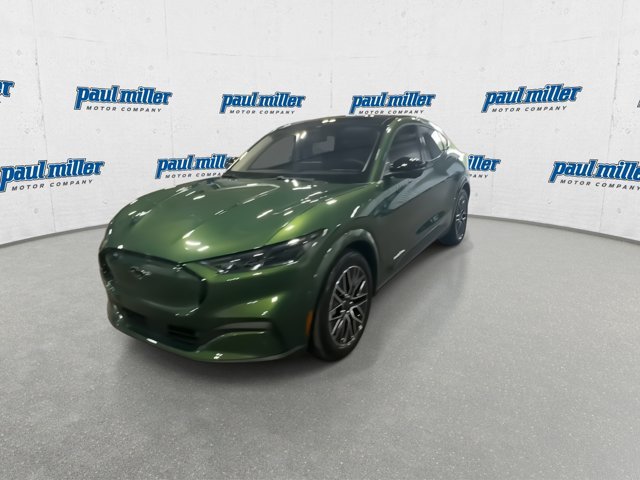 New 2026 Green Ford Premium image 4